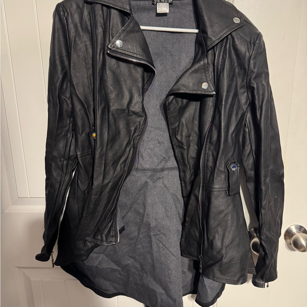 VENUS Black Leather Jacket